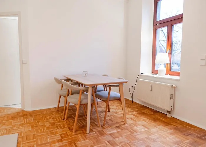 Helle, Ruhige In Mit Sehr Guter Anbindung Und Balkon Dresden