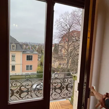 Helle, Ruhige In Mit Sehr Guter Anbindung Und Balkon Dresden