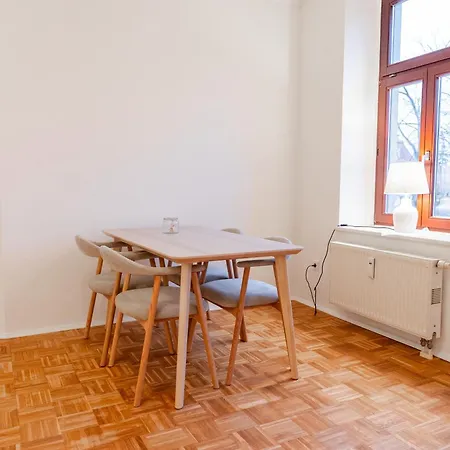 Helle, Ruhige In Mit Sehr Guter Anbindung Und Balkon Dresden